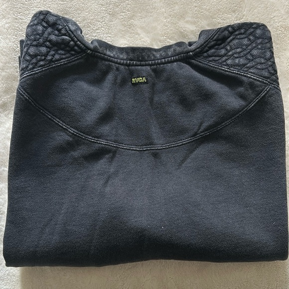 RVCA -Women’s crewneck sweater- small - Picture 1 of 2